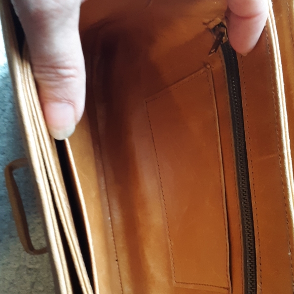 VINTAGE CLUCH HANDBAG - Picture 8 of 8